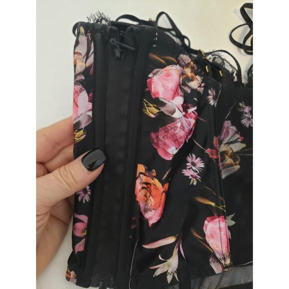 Victoria's Secret NWT Bustier Corset Top 34DD Black Floral Strappy Lace Trim - Picture 15 of 16